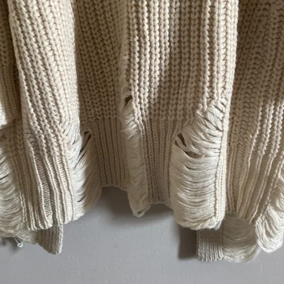 NWT Peyton Jensen Yvette Destruction‎ Cardigan Ivory Size Large
