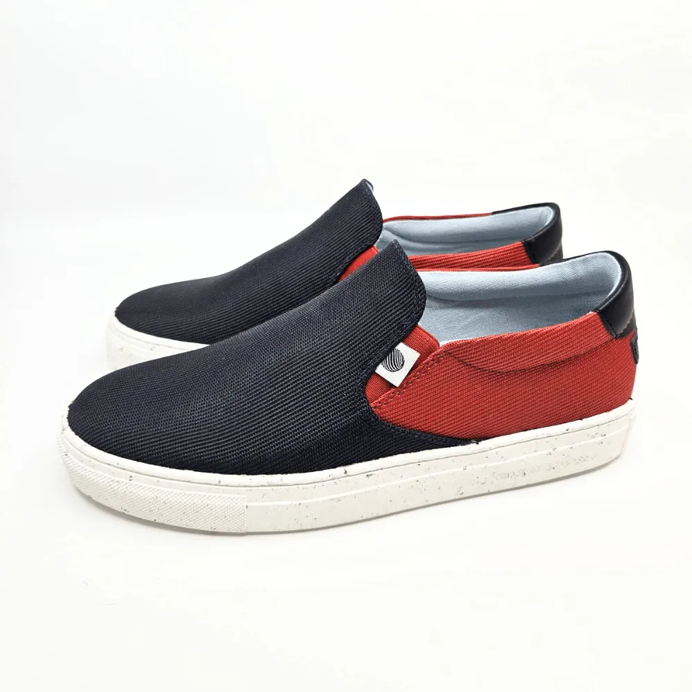 OCNS Slip-On Crayon