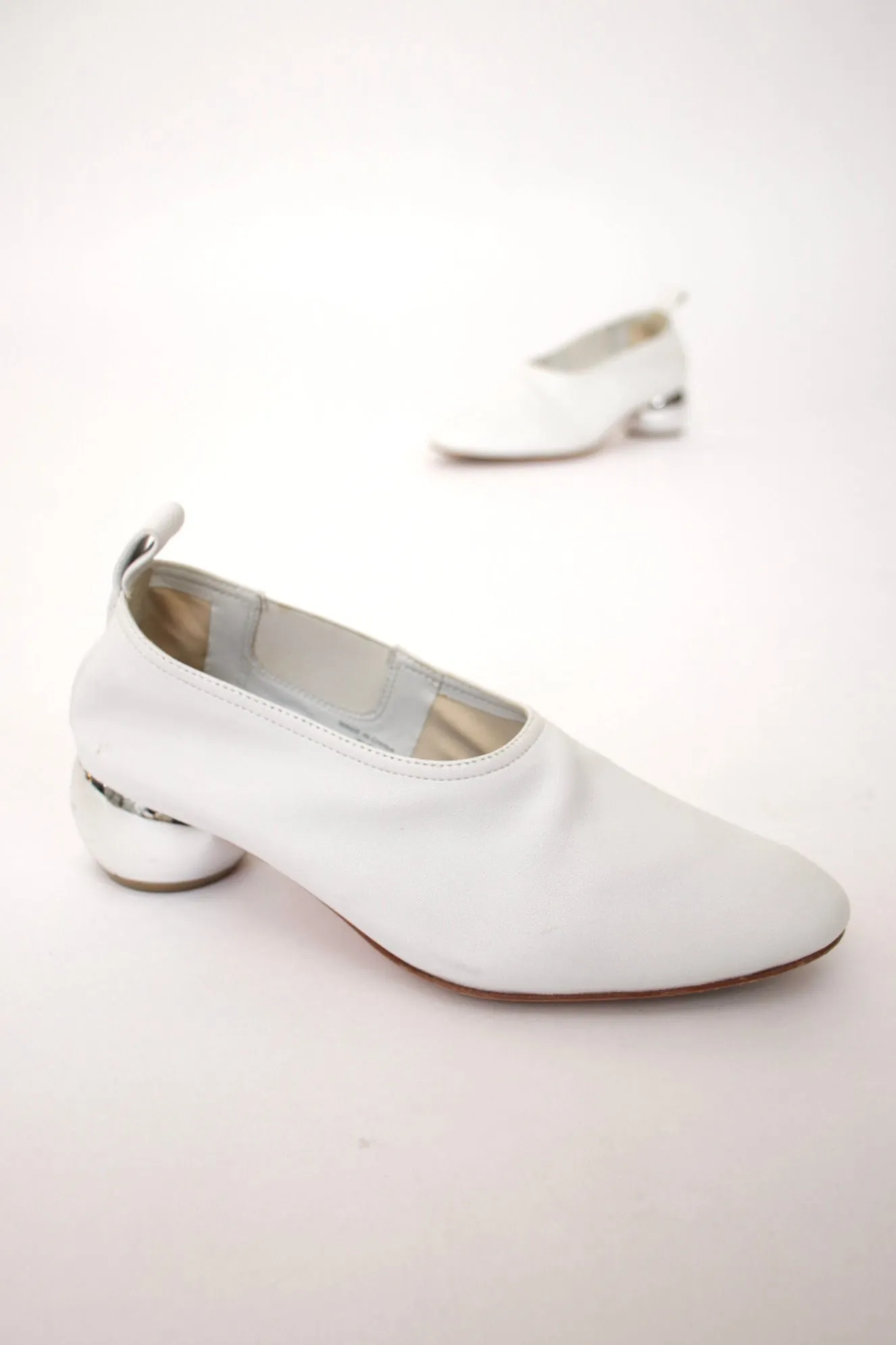 Opening Ceremony Glove Pumps