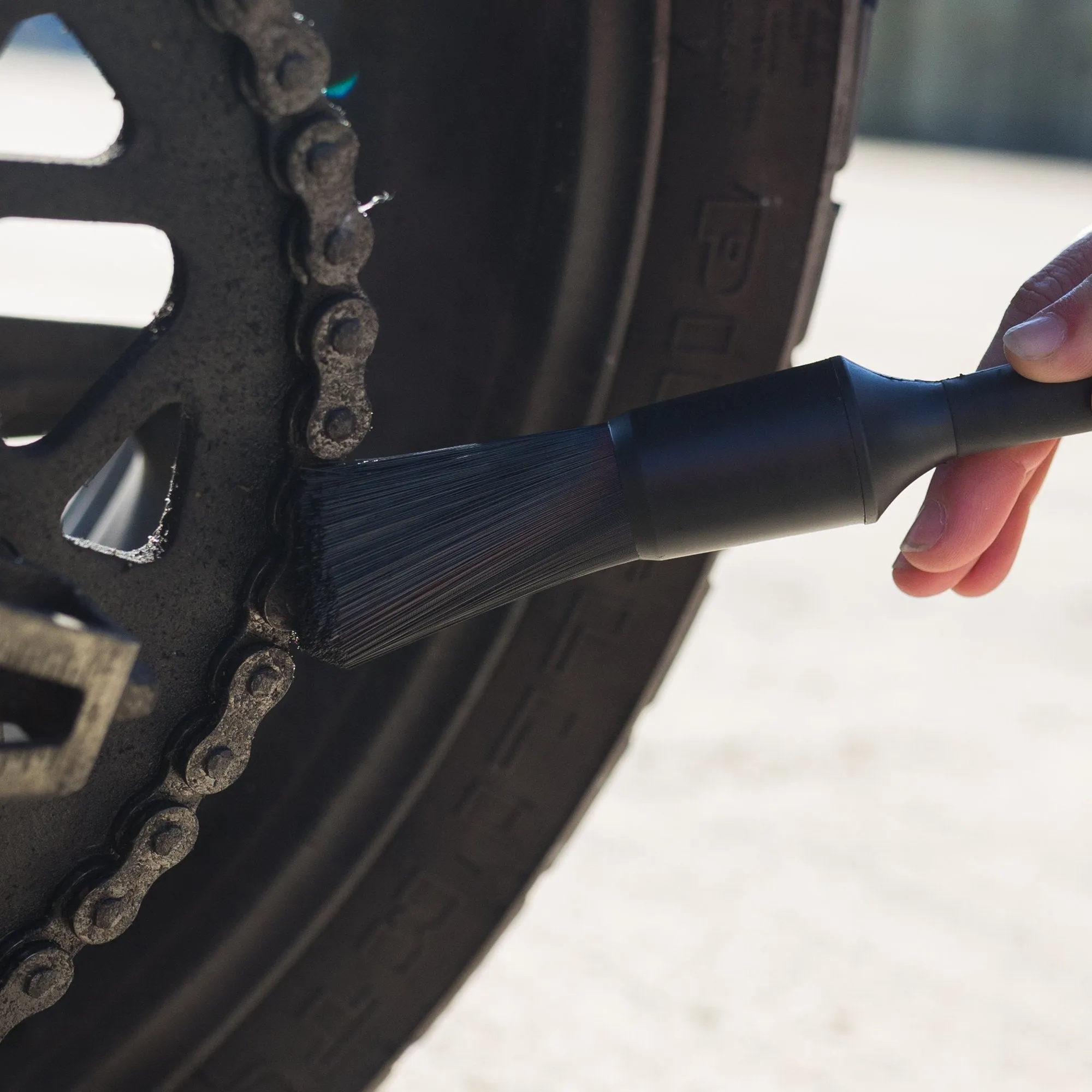 OXFORD MOTORBIKE MOTORCYCLE DRIVETRAIN PRO DETAILING NYLON BRISTLES BRUSH CLEANER