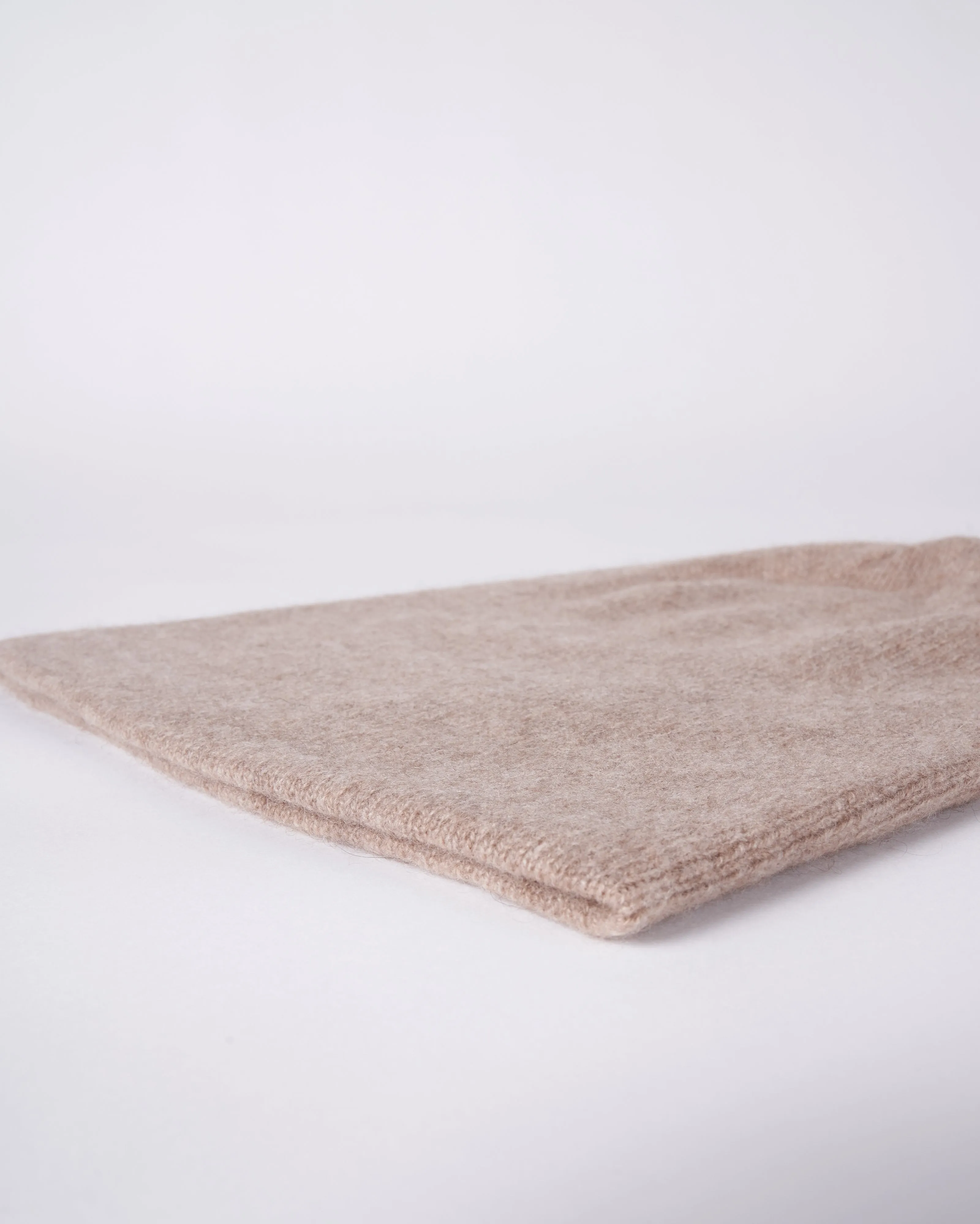 premium cashmere slouchy beanie - toast