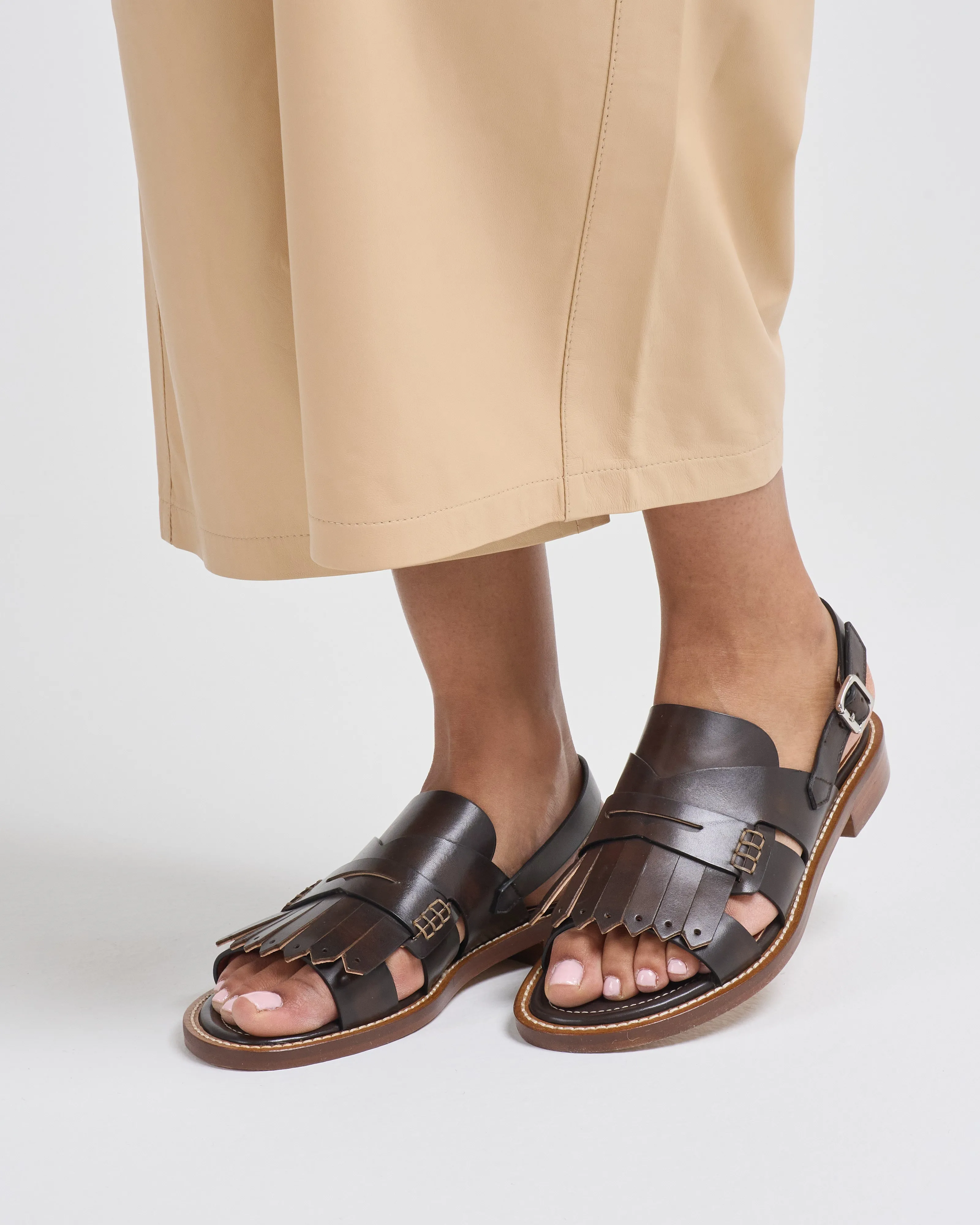 querry sandal