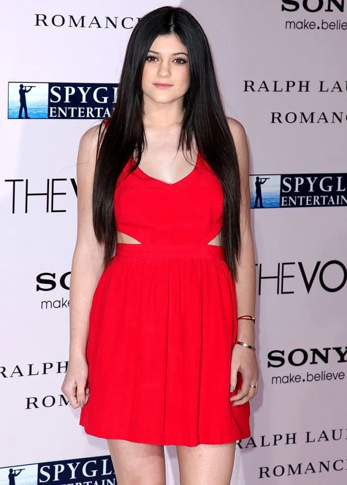Red Kylie Jenner Short Mini Dress Cut Out Prom Celebrity Evening Formal Dress 'The Vow' Premiere