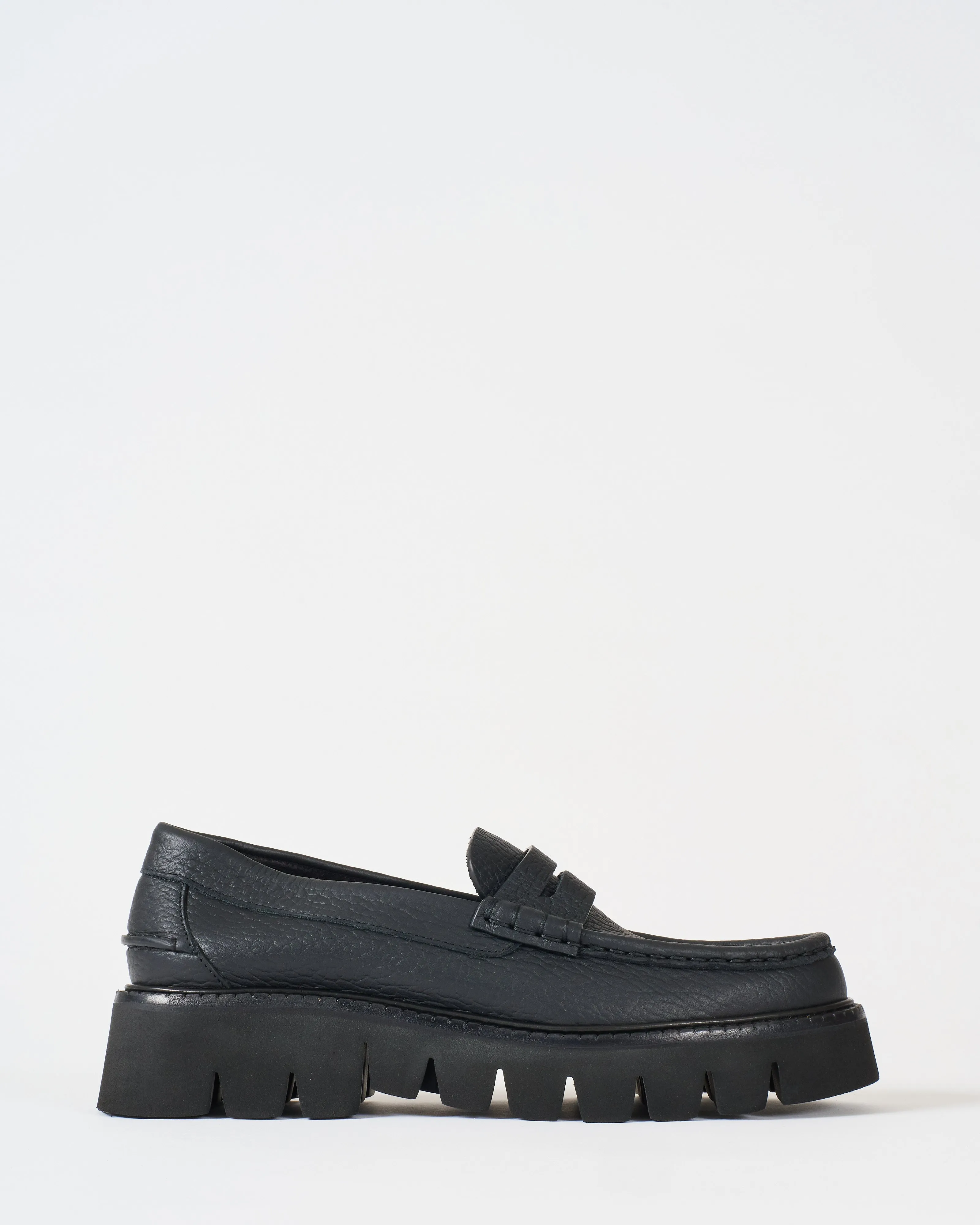 sebas flat
