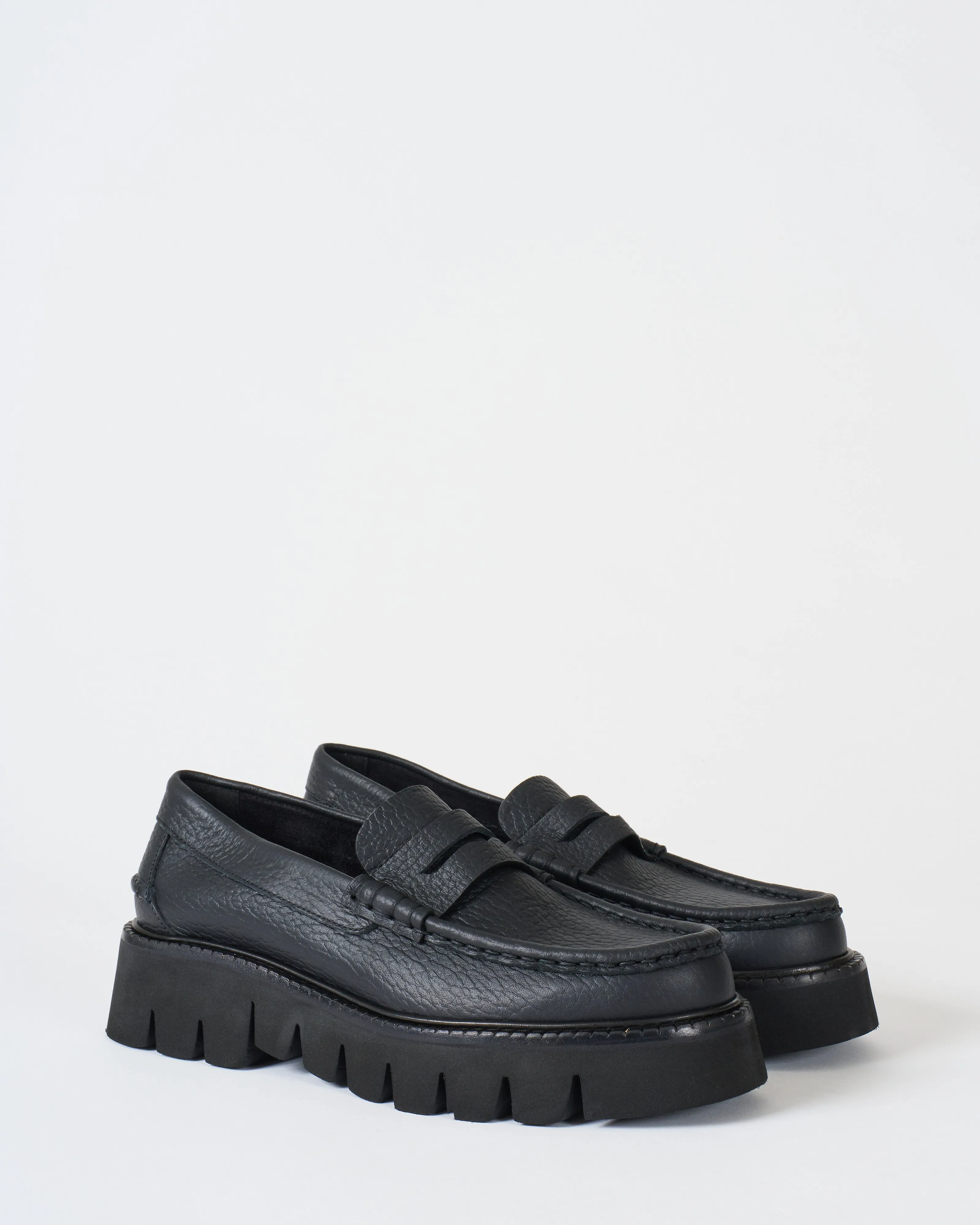 sebas flat