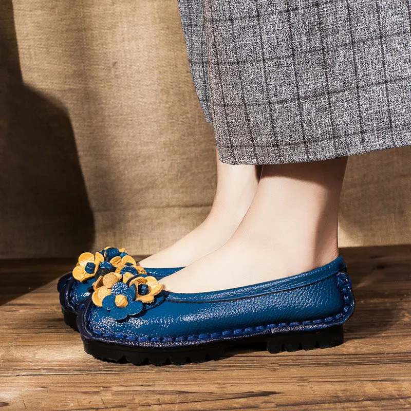 Solid Color Retro Flower Leather Shoes Shallow Mouth Round Toe Slip-on Leather Shoes