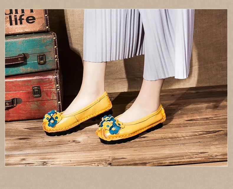 Solid Color Retro Flower Leather Shoes Shallow Mouth Round Toe Slip-on Leather Shoes