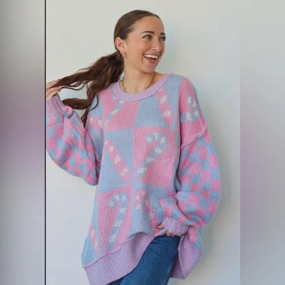 Talulah. Women’s Candy Cane Lane Oversized Sweater. Size Medium.