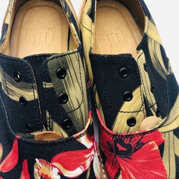 TCG Thoroughly Crafted Goods Floral Hampton Slip on  for Spring and Summ…