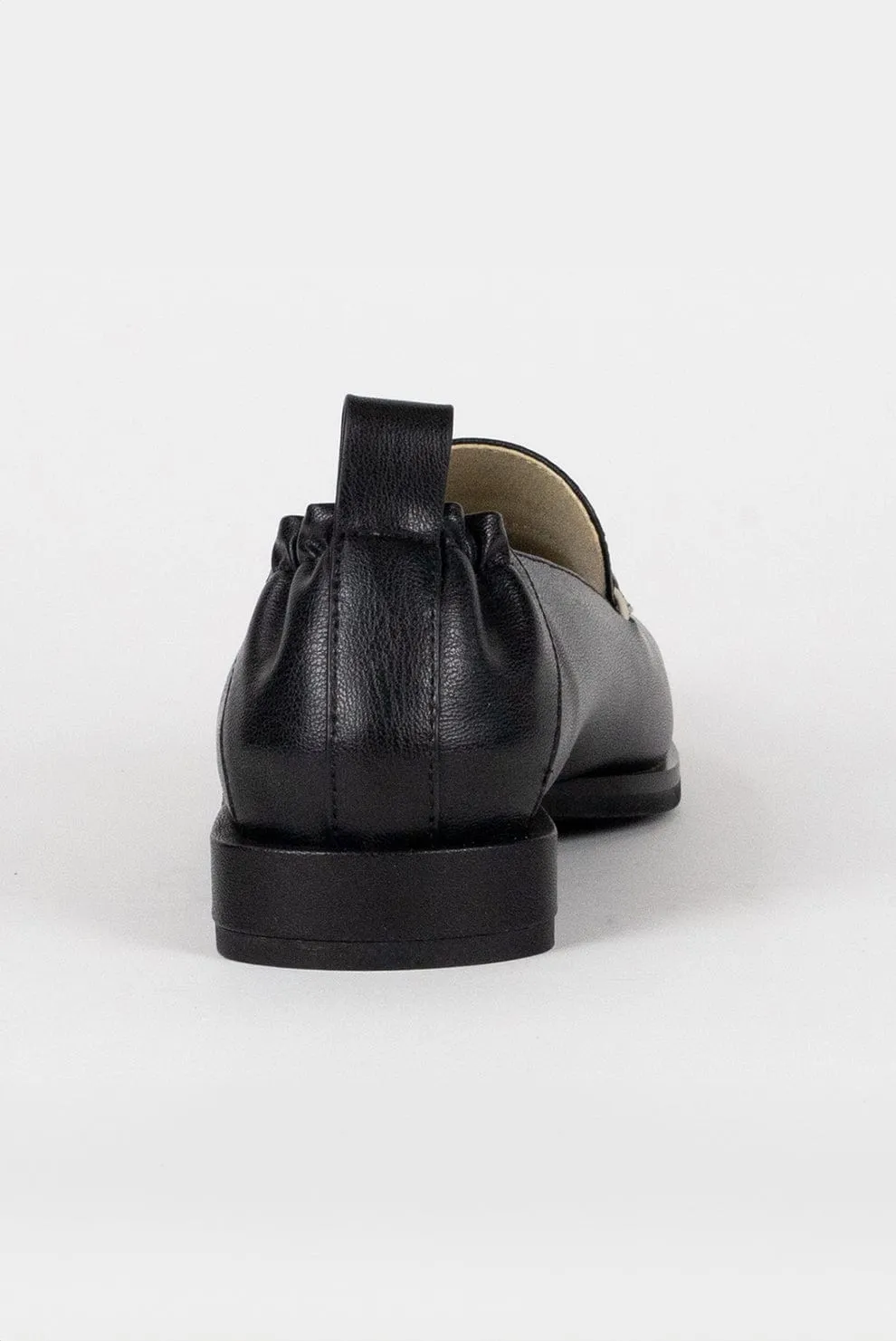 The Vegan Apple Leather Loafer | Black