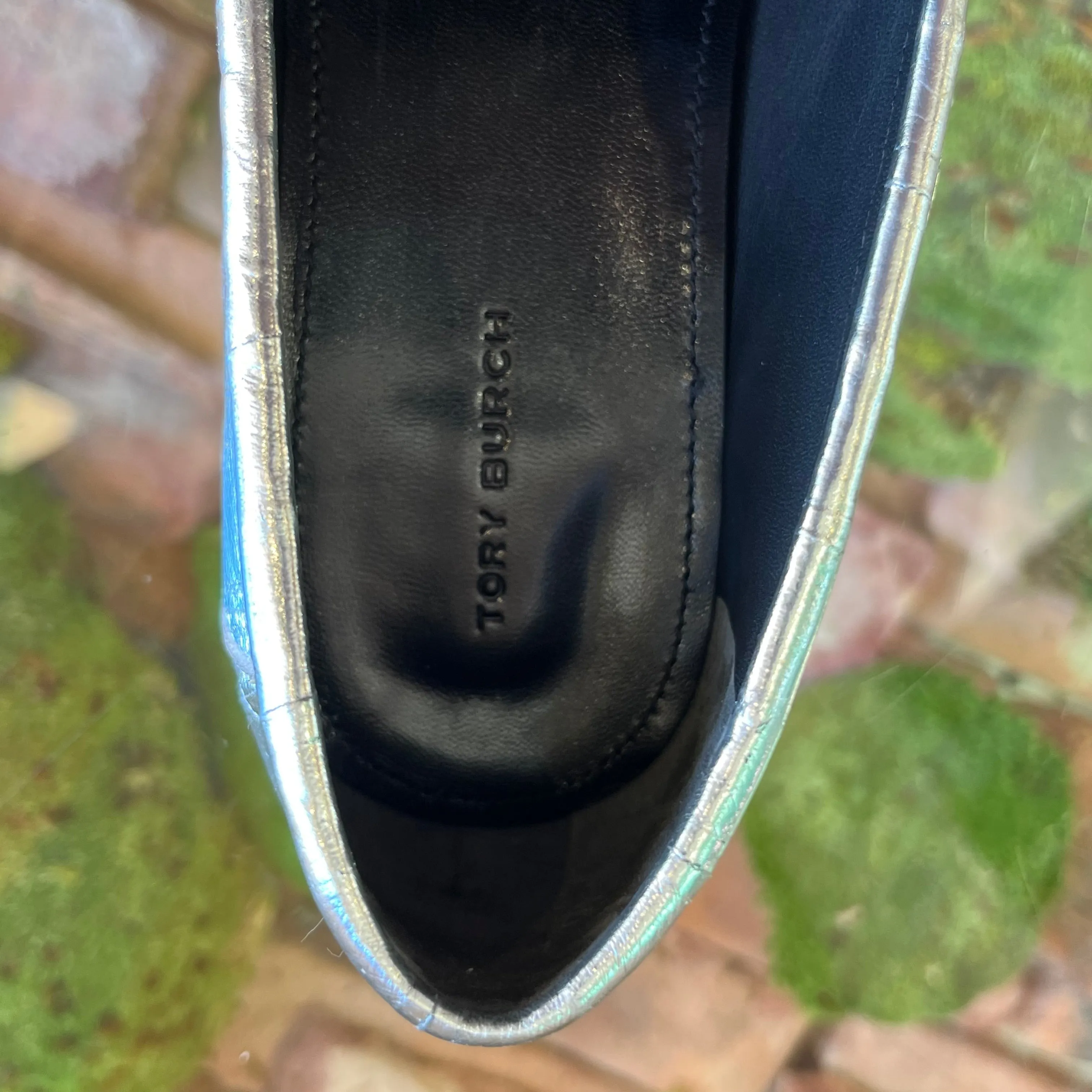TORY BURCH Silver Ballet Loafers SZ 8.5