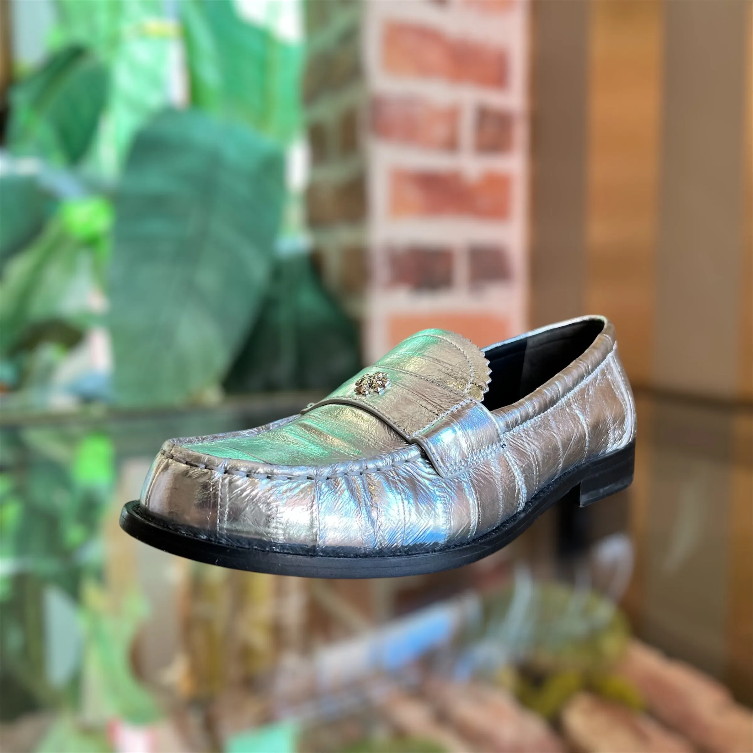 TORY BURCH Silver Ballet Loafers SZ 8.5