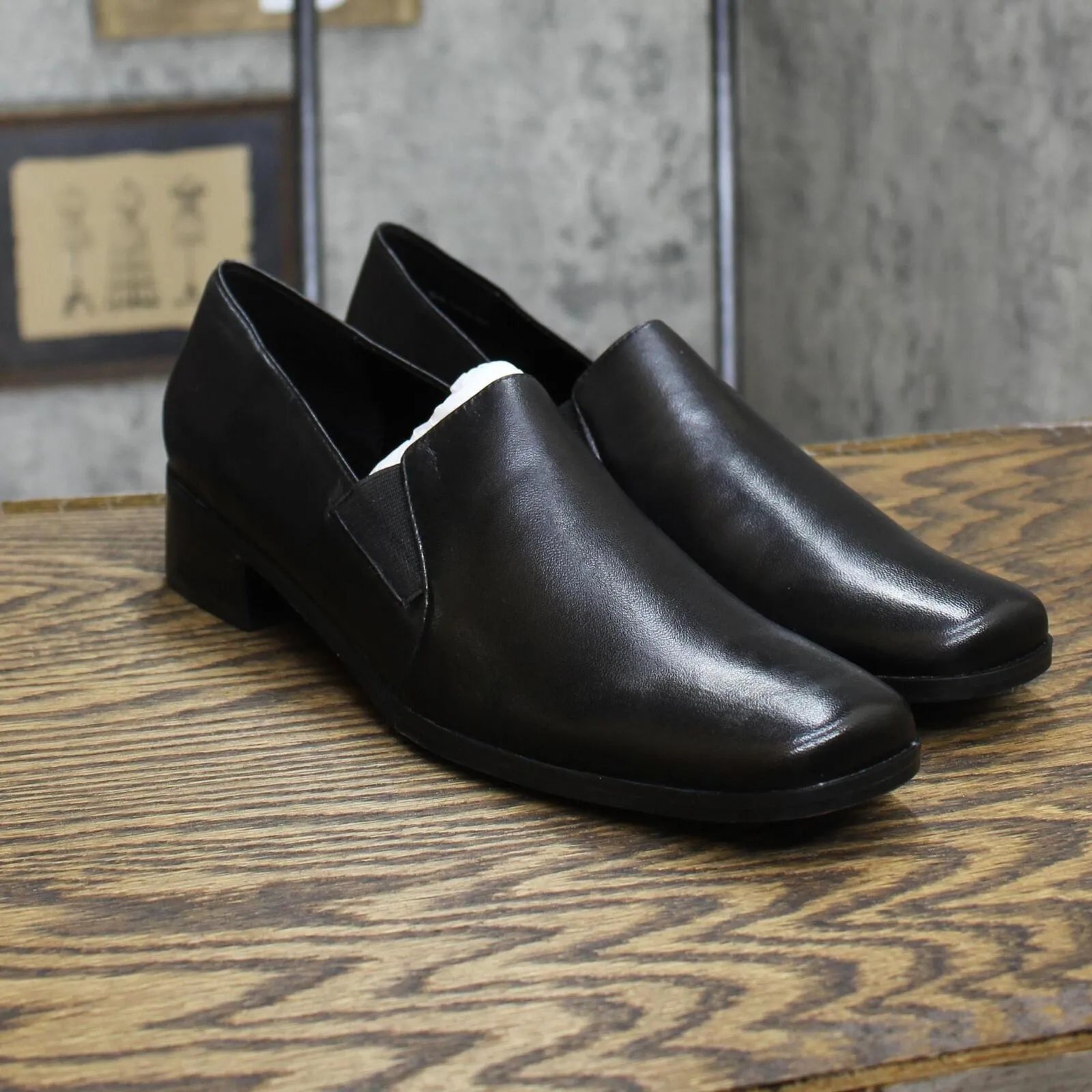 Trotters Womens Ash Slip On Shoes T4158001 Black 9.5S