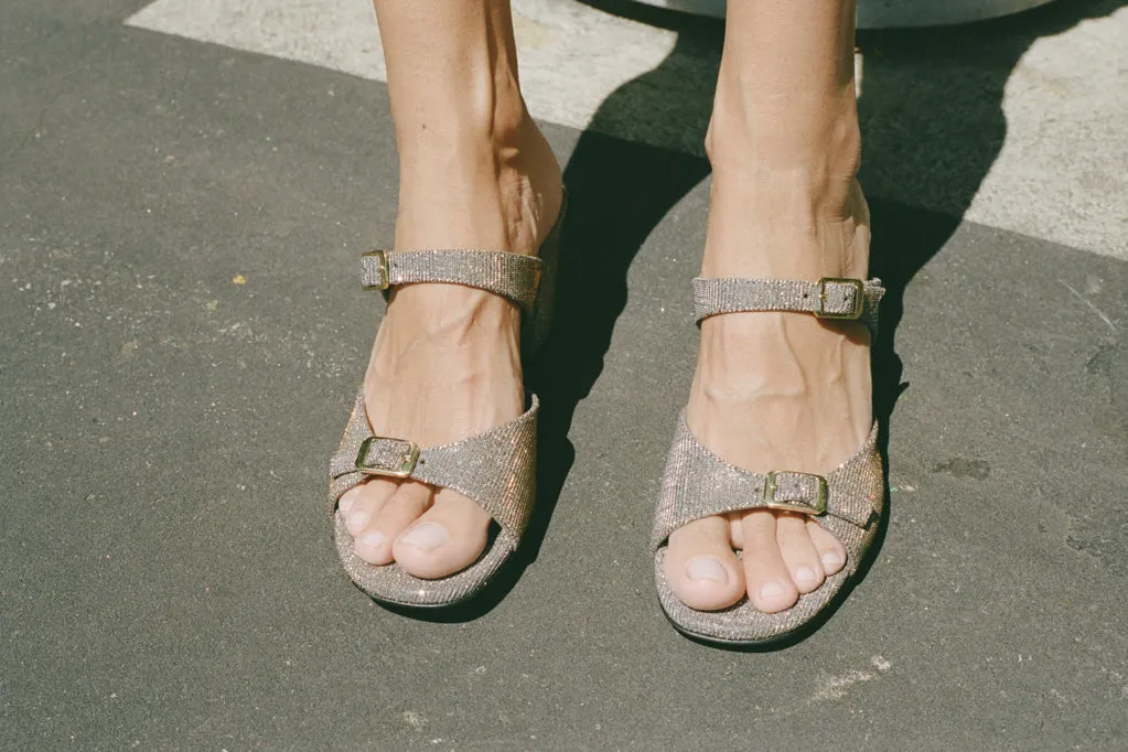 UNA SANDAL, ARGONIAN