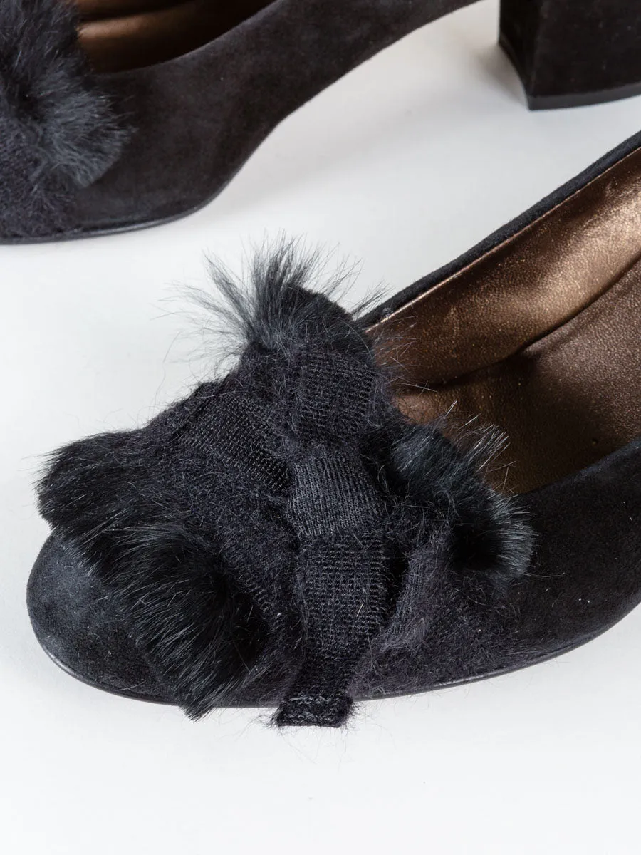 velour pump