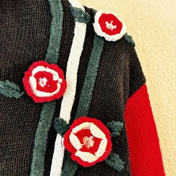 Vintage 90s Eagles Eye 3D‎ Hand Knit Cardigan Sweater Small Kentucky Derby