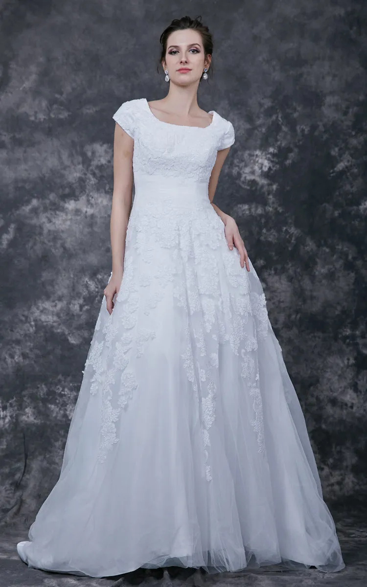 Vintage Style Modest Wedding Dress With Court Train-ZP_706240
