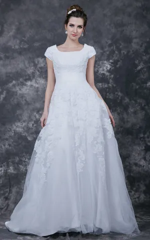 Vintage Style Modest Wedding Dress With Court Train-ZP_706240