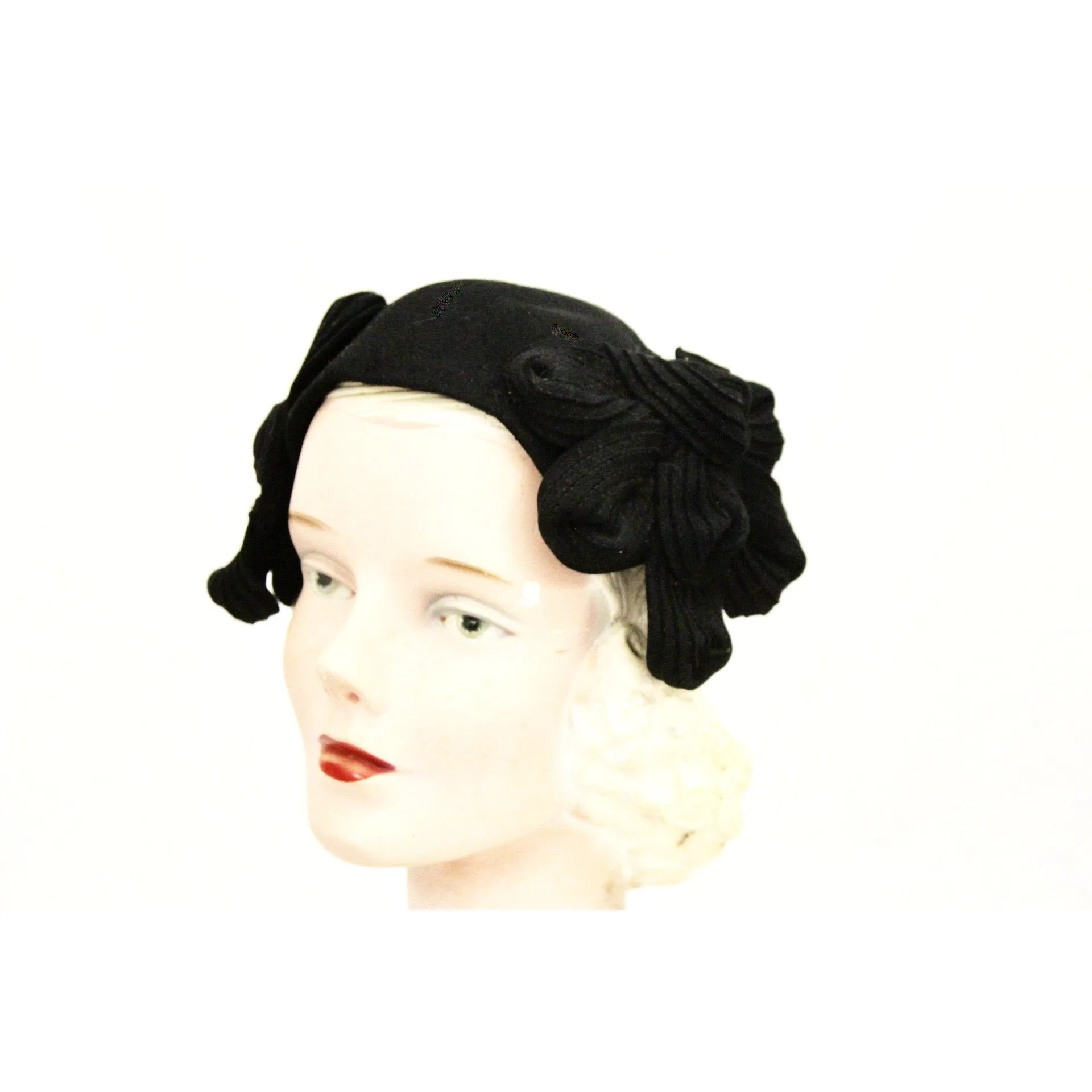 Vintage Womens Black Felt EarMuff Hat 1930s John Wanamaker O/S
