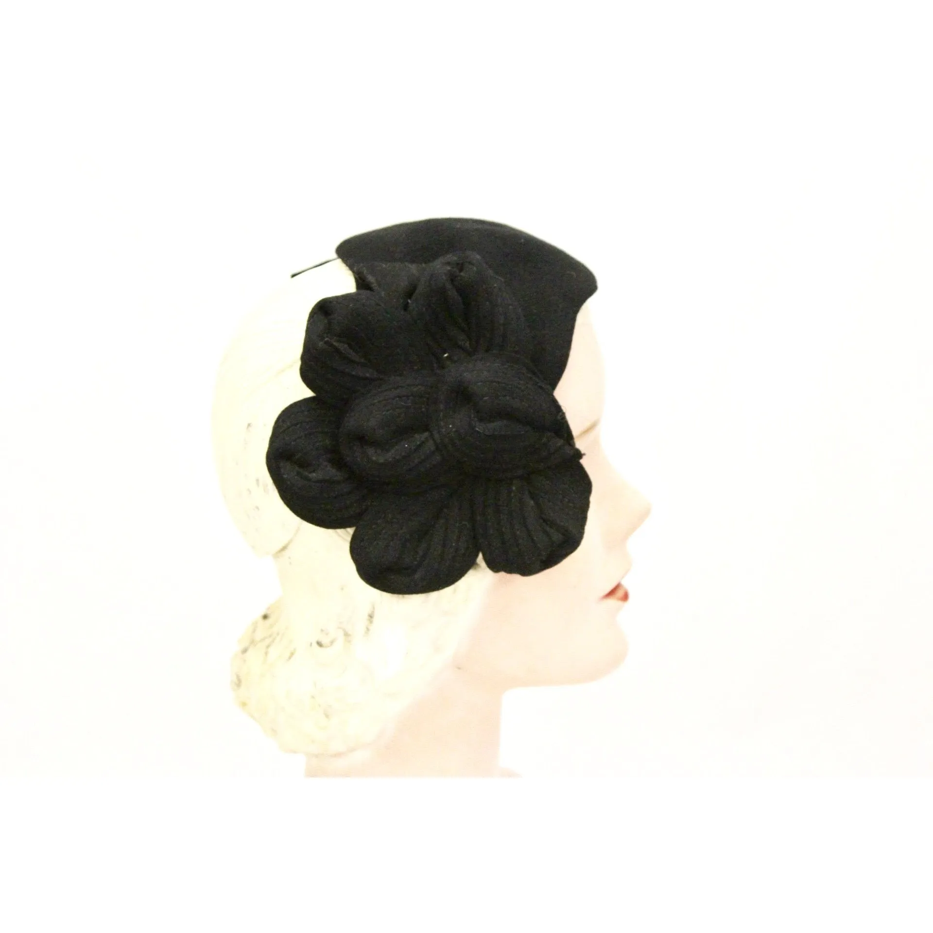 Vintage Womens Black Felt EarMuff Hat 1930s John Wanamaker O/S