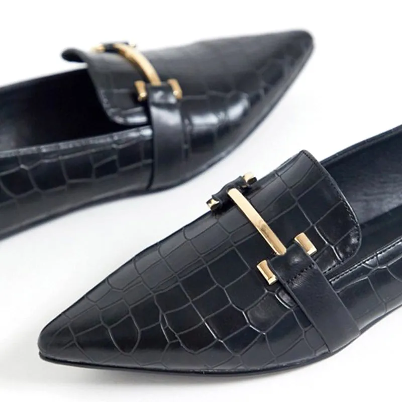 Women Business Pointed Flat Shoe